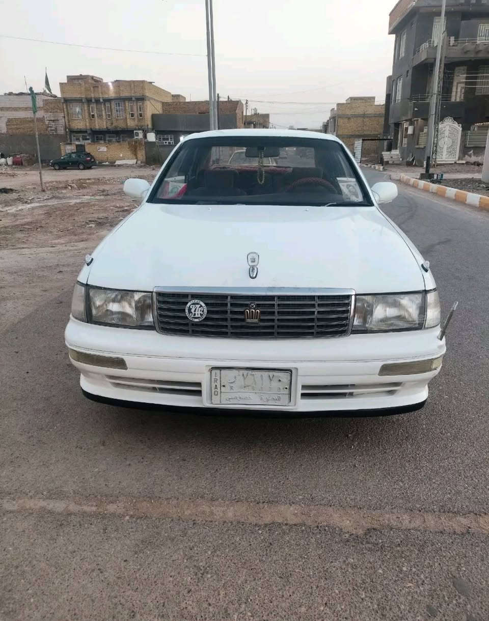 بطه  موديل 2000 رقم بصره تحويل مباشر سياره مكفوله من ضربه  وتبديل وعيب شرعي ونقل جثه سياره كفاله عامه فقط مصبوغه جماليه بدون ضربه سياره كير ومحرك جدد اثنين ونص  سياره نضيفه مال جناي  سياره حداديه وكهربائيات تخم تاير كله جديد عنوان صاحب سياره لبصره مكان سياره ناصريه سعر50$ رقمي ***********
