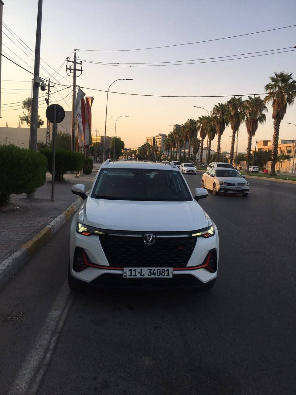 Cs35 سياره حره بسمي 
الموديل 2025

📍 الموقع . بغداد 

أبرز المواصفات:

✨ سقف بانوراما

✨ شاشات لمس

✨ صندوق كهربائي

✨ أزرار تحكم باللمس

✨ رادار + الحفاظ على المسار

✨ مقاعد كهربائية 

✨ قيادة ذاتية

✨ كاميرات 360°

✨ نظام كاميرات 3D‏

✨ كاميرات مرايا جانبية بدقة 4K

✨ حساسات 360°

✨ هاند بريك كهربائي (زر)

✨ إنارة LED أمامية وخلفية

✨ماشيه36الف

أنظمة الأمان:

✔️ نظام التحكم الإلكتروني بالثبات (ESP)

✔️ نظام مانع الانزلاق (TCS)

✔️ نظام منع انغلاق المكابح (ABS)

✔️ التوزيع الإلكتروني لقوة الفرامل (EBD)

✔️ نظام مراقبة ضغط الإطارات (TPMS)

✔️ التحذير عند مغادرة المسار

✔️ التحذير من الاصطدام الأمامي

✔️ نظام المساعدة عند صعود المرتفعات (HAC)

✔️ وسائد هوائية أمامية وجانبية

سياره ماشيه 85الف بعده بضمان شركه

السعر 133$

📞 للاستفسار والحجز:

‏‪***********
