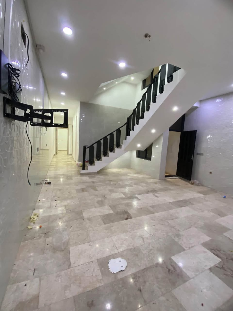 بيت VIP • ١٥٠م • ٥ غرف