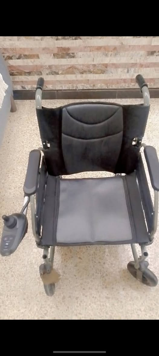 للبيع عربانه معوقين شحن جديده غير مستعمله سعر 1250 وبيه مجال مكان بغداد المحموديه رقم ***********
جديده 
للبيع عربانه معوقين شحن جديده غير مستعمله سعر 1250 وبيه مجال مكان بغداد المحموديه رقم ***********
