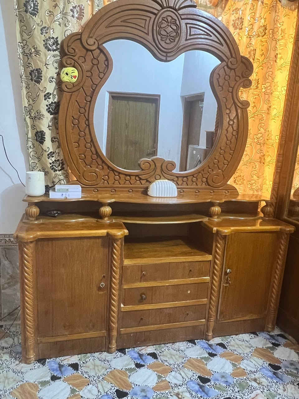 غرفه للبيع  مستعمله ونضيفه فول  احله من بصوره قضاء الشطره رقم *********** اتصل
