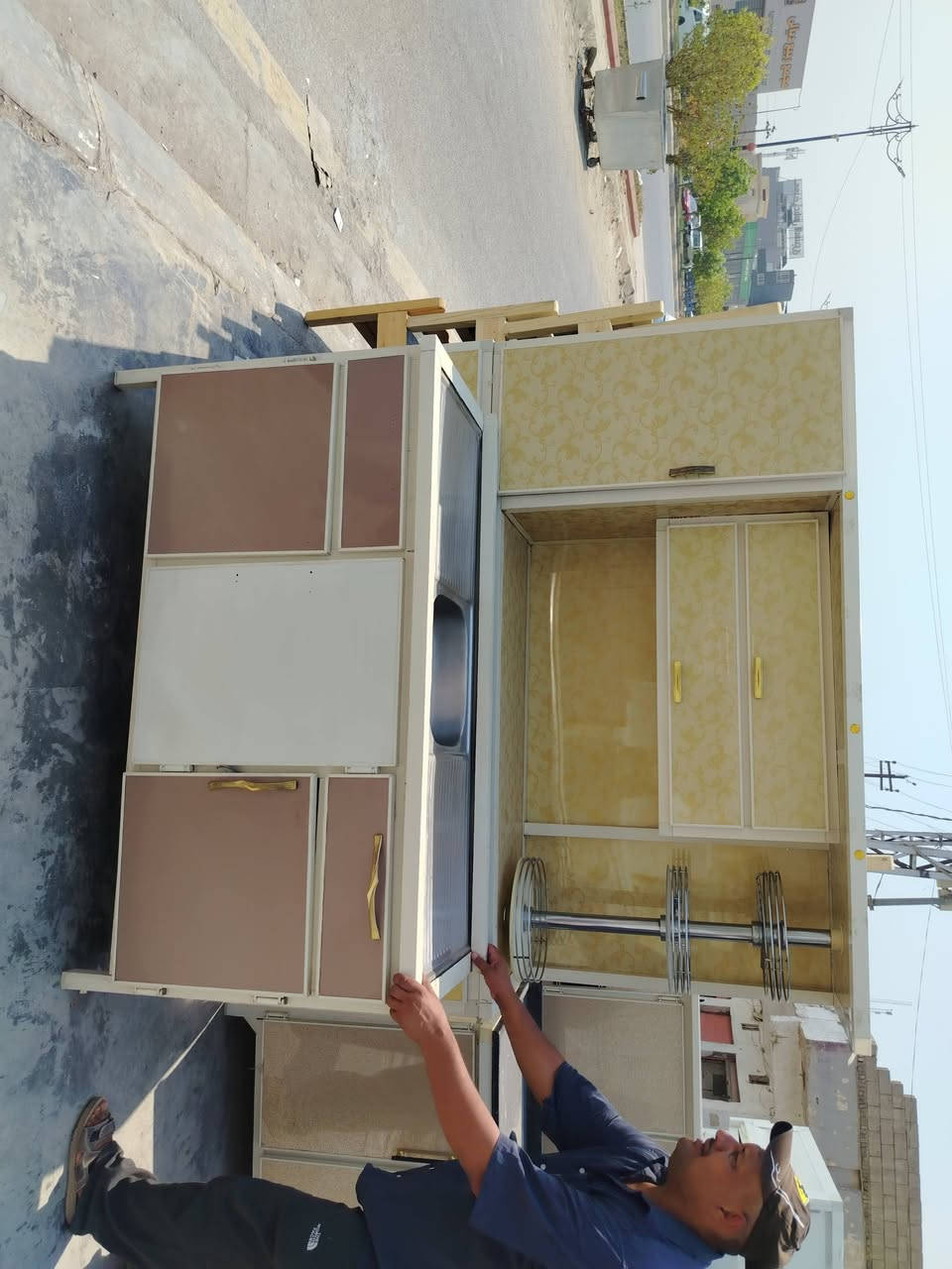 سلام عليكم كاونتر مستخدم نظيف العنوان المفرق الطرق والجسور مقابيل العزات بن تجه رايح عليه المفرق السعر اب 250 حطاطه وبي مجال للاستفسار ***********
