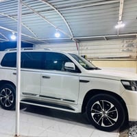 لاندكروز 2021 كفاله عامه رقم بغداد ماشيه 110  استفسار على رقم ( 078023...