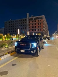 للبيع  يوكن GMC YUKON SLE 2023  السيارة خليجية وكالة المنصور   ‎kmماشي...