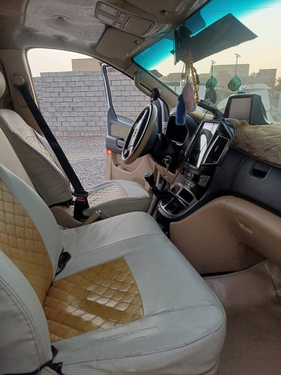 موديل18 شرط كلهه من صبق من محرك كير اكسن تبريد دوشمه صدركلو شرط رقم دولي السعر 225وبيهه مجال الاتصال على الرقم الموجود مكلف بل نشر ***********
