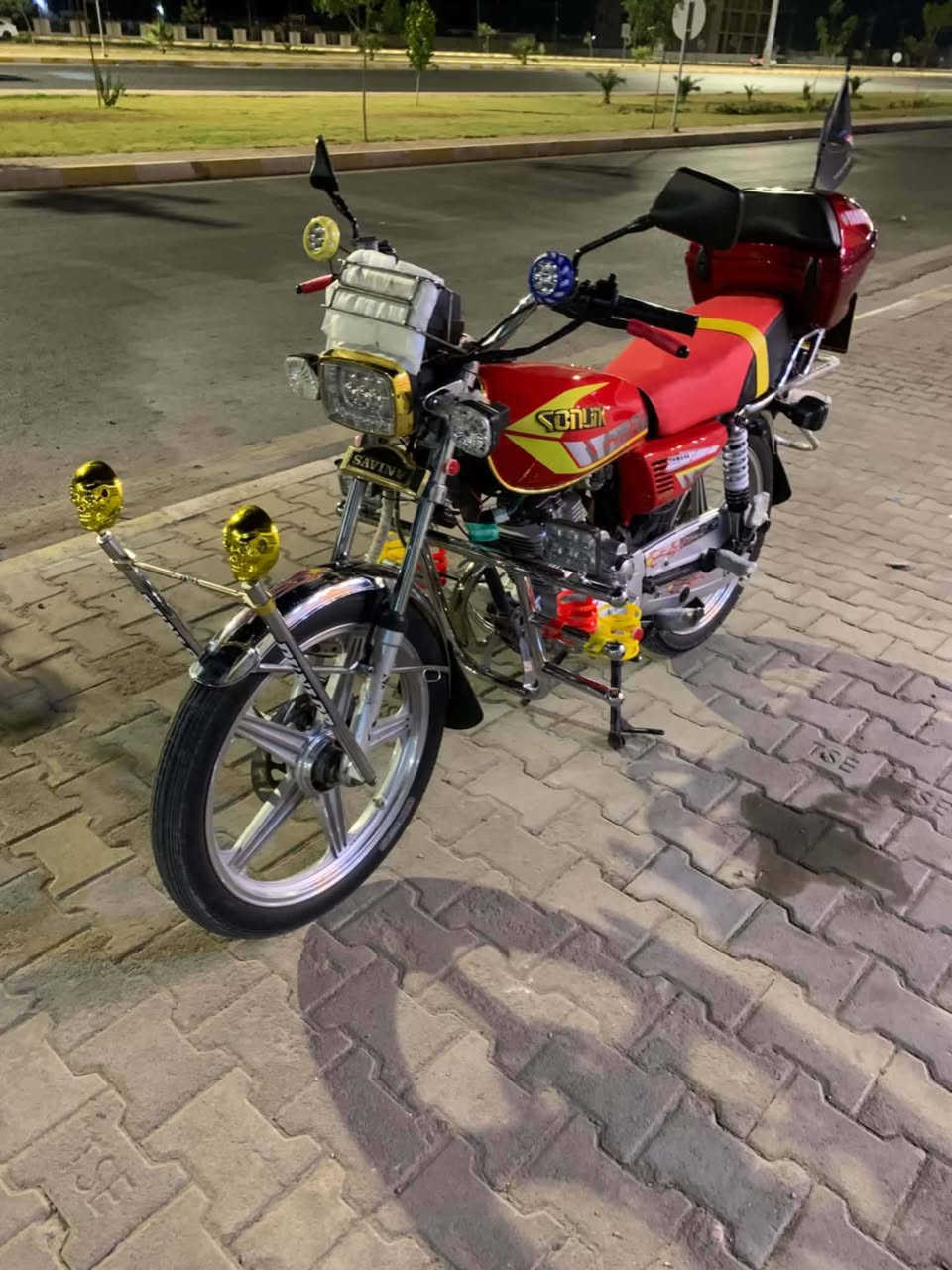 دراجه رايدها 650 بيها مجال ***********
