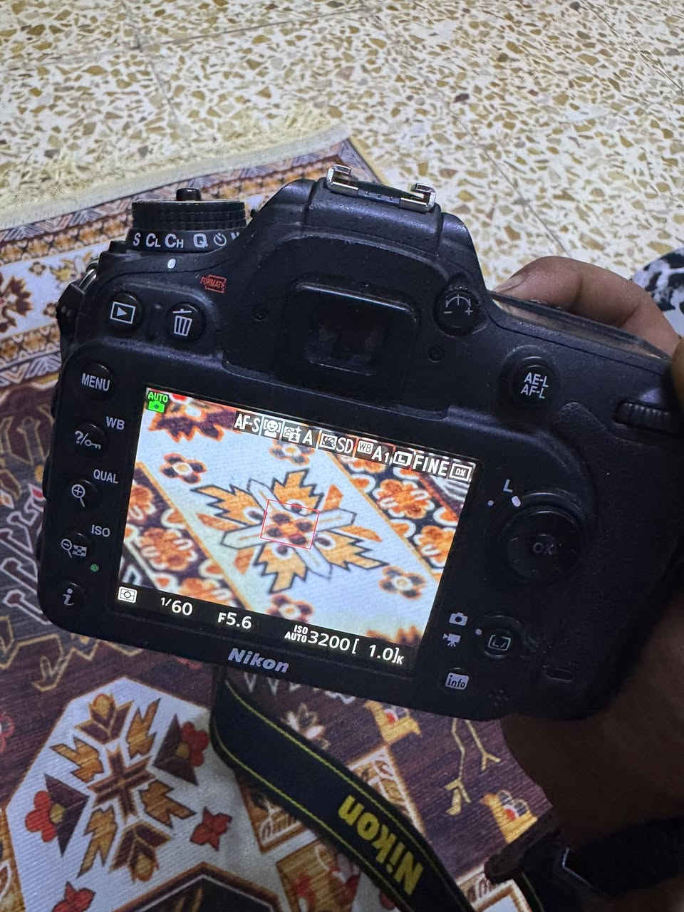نيكون D7100 • نضيفه • كامل ملحقاتها