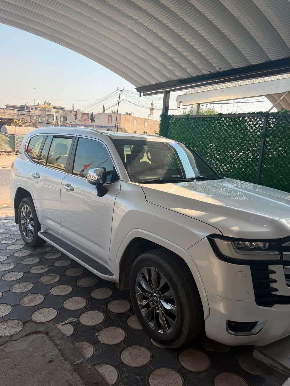 السلام عليكم
لاندكروز vxr 2022 اعلى المواصفات رقم بغداد

ماشيه 76الف المكان بغداد البنوك السونار كما موضح ب صور

السعر 60$

الرقم:***********
