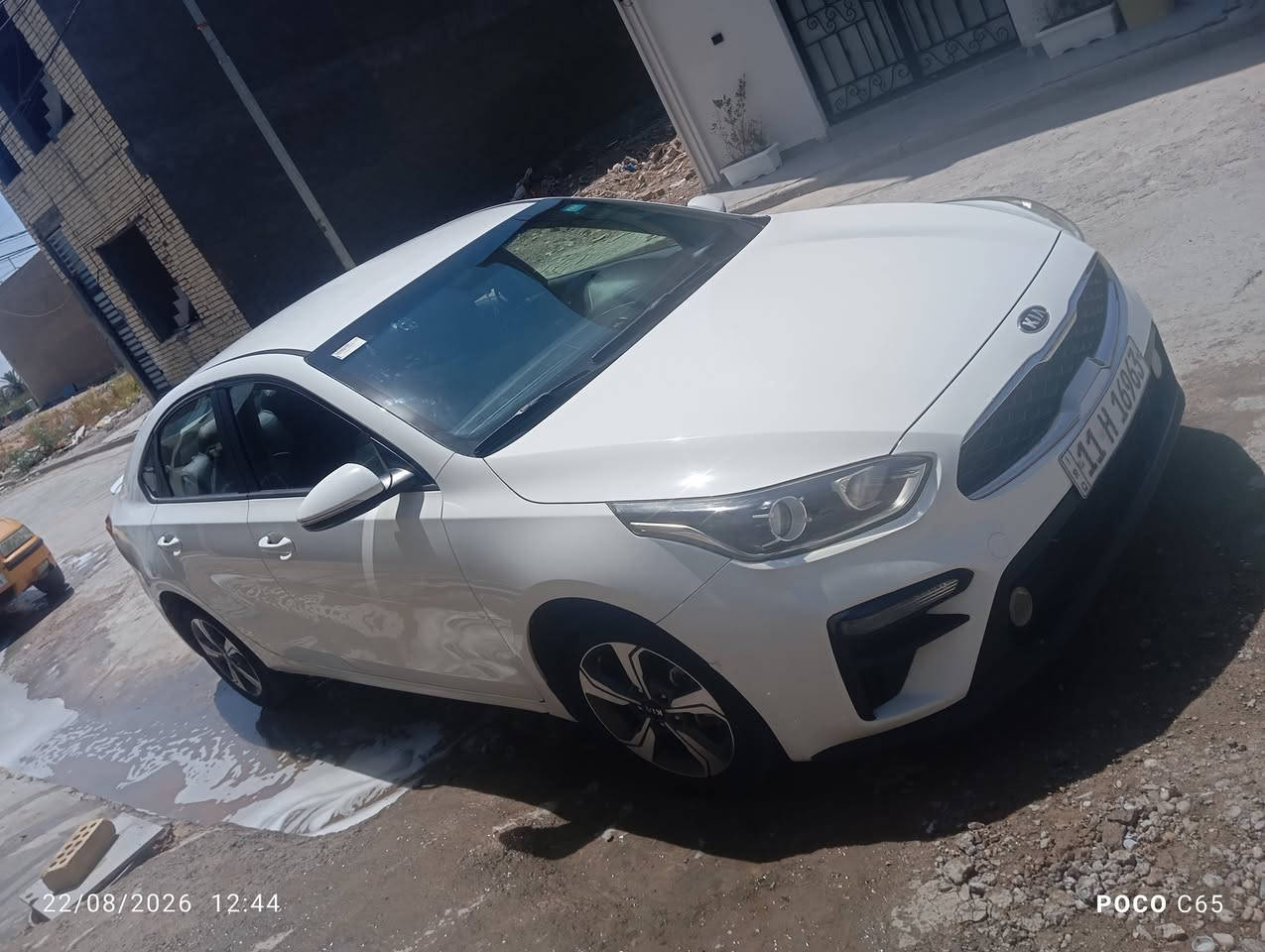 سيرة سيراتو موديل 19  خليجي السعر 138بيهة مجال حك جية سيرة حلوة ونضيفة اي نقص مابيهة المكان بغداد الغزالية ***********
