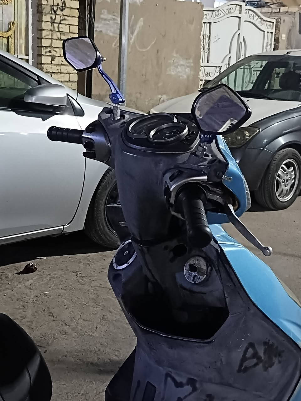 سلام عليكم
دراجه سكنس فحل كابرتير بشرط اذا مفتروح بيه شي ترجع 
مكفوله كفاله عامه تجي تاخذ من باب بيت دراجه كل نقص ما بيه اوراق كامله مكاني بغداد شعب اريده 750بيه مجال قليل بس شراي يتصل ***********
