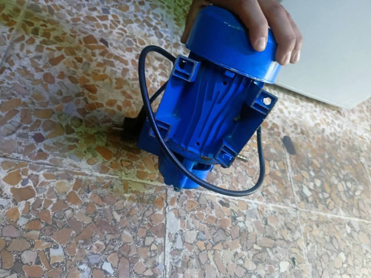 ماطور جديد • مستخدم ٥ مرات • كونفيرا