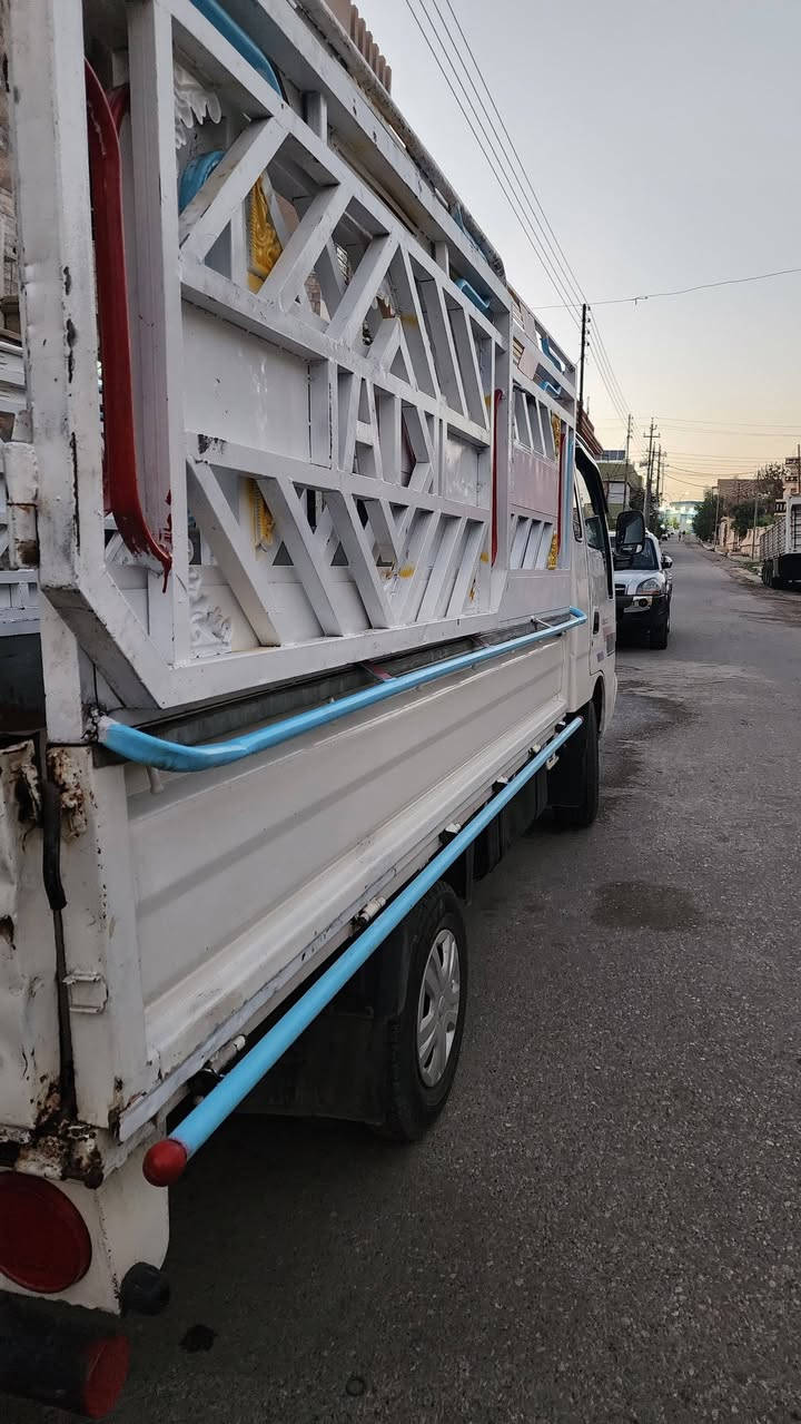 شاحنة حمل • موديل ٢٠٠١ • بدون صبغ