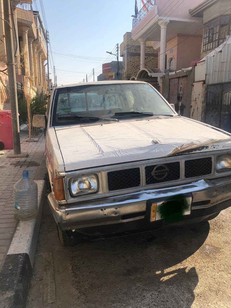 السلام عليكم
سيارة نوع نيسان للبيع موديل ٩٠ 
محرك , كير , حدادية جاهزة 
تحويل ثاني يوم 
المكان ـ محافظة البصرة 
للاستفسار الاتصال على الرقم التالي ***********
