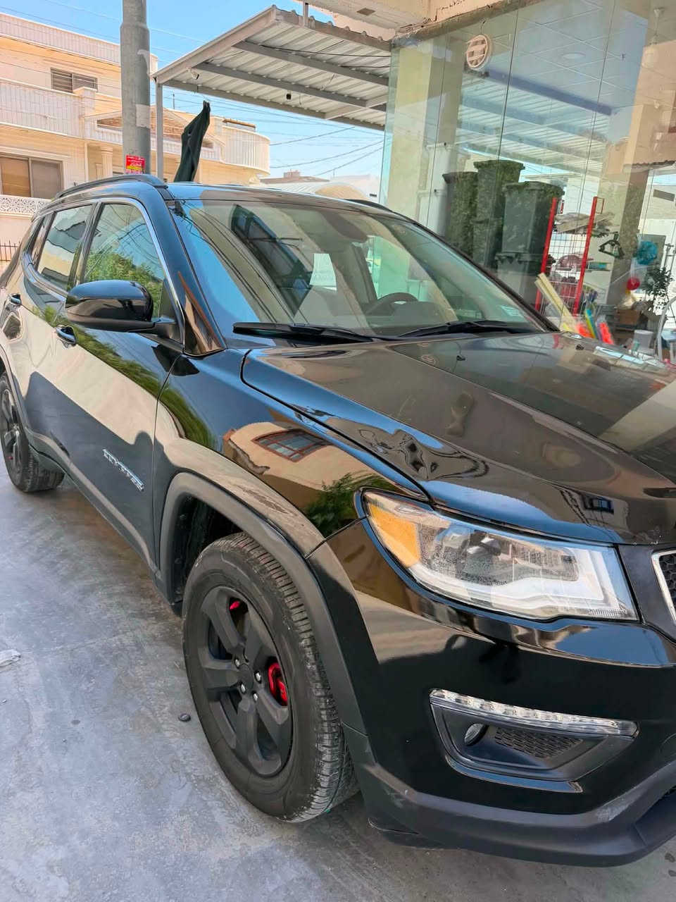 جێب کۆمپاس  ٢٠١٩ ڕەشی قەتران   فول مواسەفات   بەس  سلایت نیە     یەک پارچە بۆیاخ   بئ ناو گرتن بێ ئێرباگ     یەک  دوو جێگای تەحدیلی  هەیە    سەنەوی  تازە  بەسەر  چوە  یەک دینار مەسروفی  نیە  هەموو گیانی بە شەر  نرخ  117 $  گەڵاو   مەجال ژم ***********
