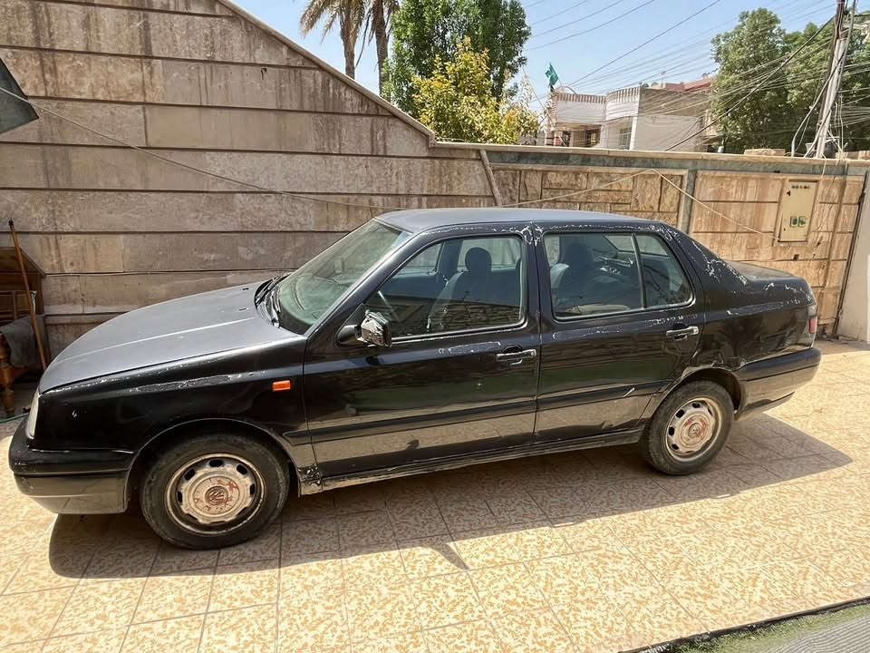 السلام عليكم
كولف موديل 1994 محرك 2000 تبريد شغال  
السعر 33 
مكان البلديات 
***********
