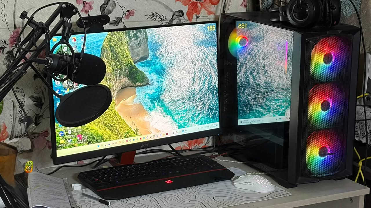 سلام عليكم
Pc للبيع مع ملحقاته. 
——————————————————
الكيس يحتوي على 5 مراوح واضاءةrgb. 
المعالج:i5 12,400. 
كارت الشاشة: Rtx 3060ti 8GB. 
باور سبلاي: 800w bronze. 
ويندوز : widows 11pro. 
الرام : 16gb. 
الهارد: M.2 1TB + 256GB. 
المبرد: غازي لون ابيض بية شاشه صغيره يقره درجة الحرارة 

——————————————————
الشاشة : 
acer 2k 165hz حجمها 27 وتحتوي سماعات. 
وياها مايك خارجي نوعية جدا جدا زينة وراقية. 
وكامرة stream وضوح ودقة جيدة. 
——————————————————
ملاحظة : استخدام الحاسبة جدا قليل ومعجون المعالج جديد وصيانتها جديدة سويتها قبل ٣ اشهر واستعملتها ٤ مرات وكلش نظيفة وهدية ويه الحاسبة ماوس وكيبورد وماوس باد لون ابيض. 
——————————————————
سعر: 950 الف (الكيس)
——————————————————
سعر الشاشة: 225 الف 
——————————————————
مكاني بغداد حي العدل 
***********
وين ميعجبك تتصل موجود

نص مكتوب في الصور:
- 165