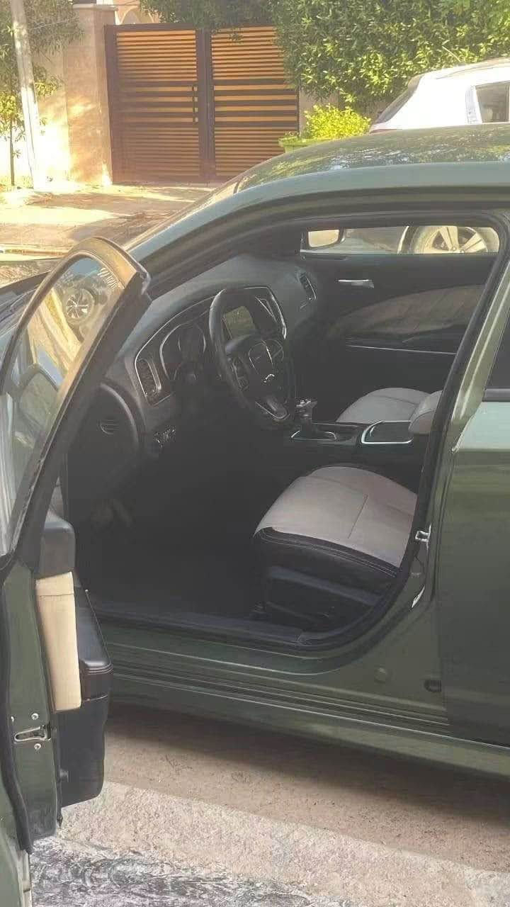 تشارجر SXT بلس • ٢٠١٨ • حادث قطعتين صبغ