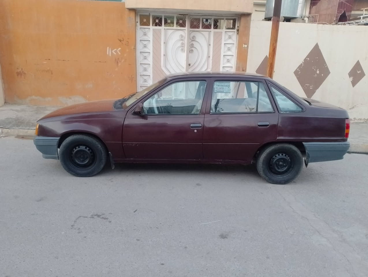 كاديت توماتيك موديل 1991 كير شرط محرك نفخ صبغ جماليه سنويه جديدة رقم مسطره شرط التحويل من الشرعي  السعر 18    ***********
