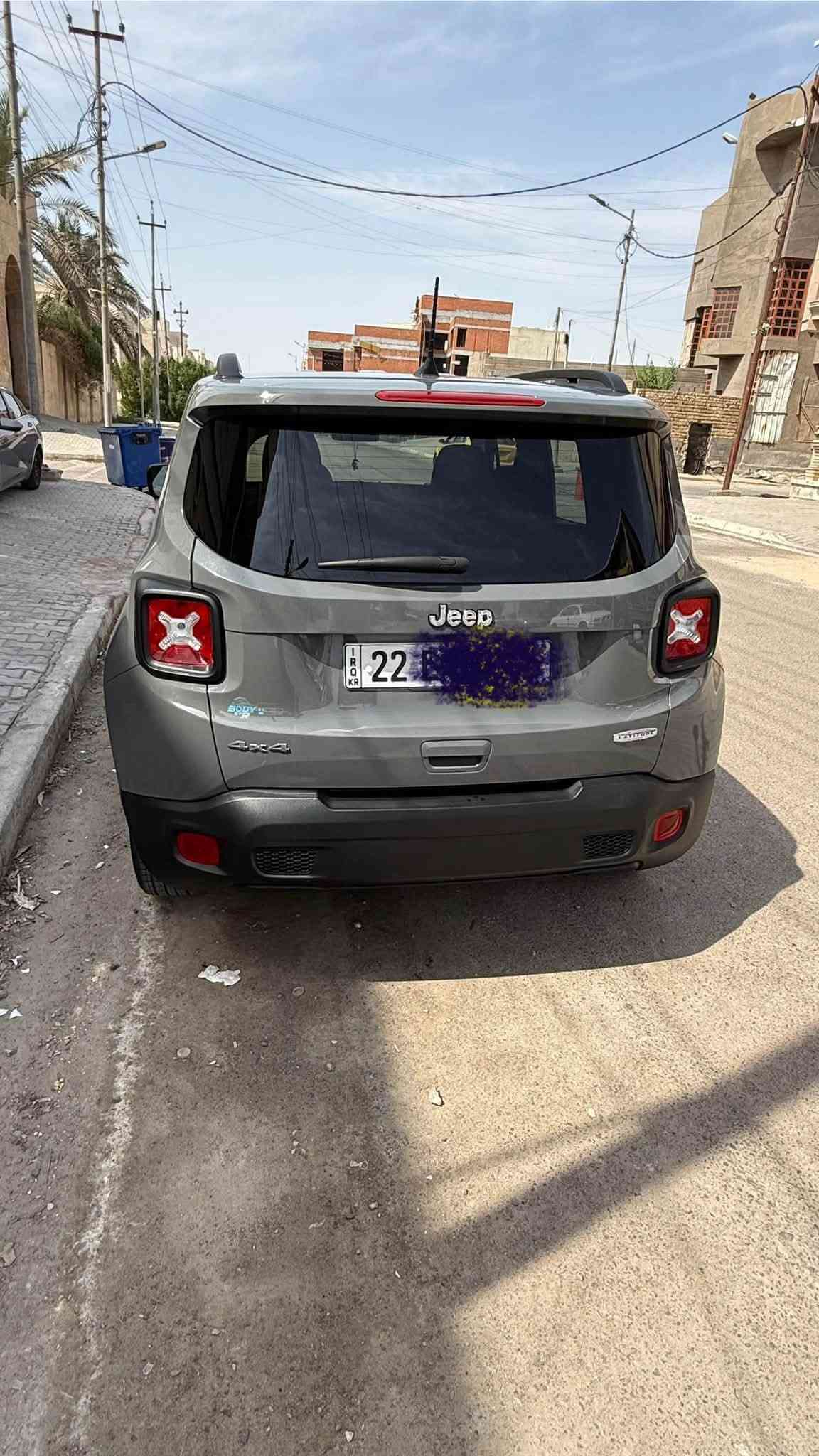 السلام عليكم
جيب رنكد موديل 2022
رقم اربيل 
محرك 1300 تيربو 
وارد امريكي 
ماشيه 58 كيلو متر 
ضرر السياره دعاميه 
بصمه تشغيل عن بعد 
سياره نظيفه 
سياره بيها تلبيسه جلد مفصله والارضيه مغلفه 
كامره بلاد
شاشه 
تحكم استيرن 
مبدل بيها بستن مال وكاله 
مكانها البصرة
السعر 125 دولار وبيها مجال 
***********
