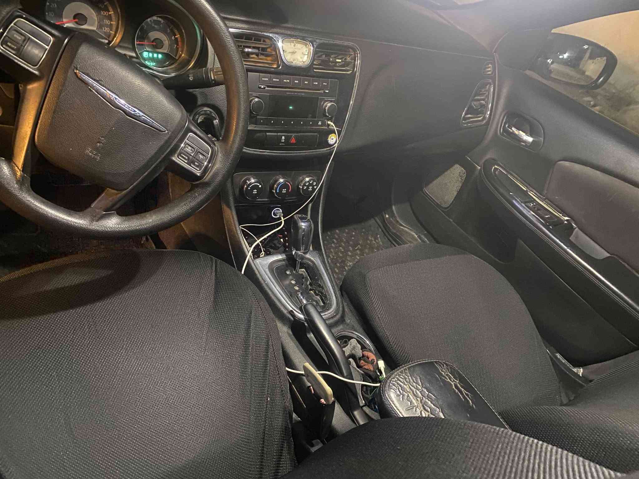الــسلام عـليكـم 
____________________________________________
c200 🇺🇸🚘
مـوديل : 2014
تبديل  : فقط المحرك
نوع المحرك : 4 سلندر 
السياره  ✅  :مكفوله من صبغ و تبديل 
الــرقـم  🔚  : واسط دولي 
نقص السياره  : فقط البنيد جارد 
الادامه ⚒️  :  تبريد حداديه صدر جديد 
العنوان 📍 :   بـابـل  نـاحـيه الـنيـل
السعر  💵  :  75 وبيه مجال بسيط 
الهاتف 📞 : ***********
____________________________________________
