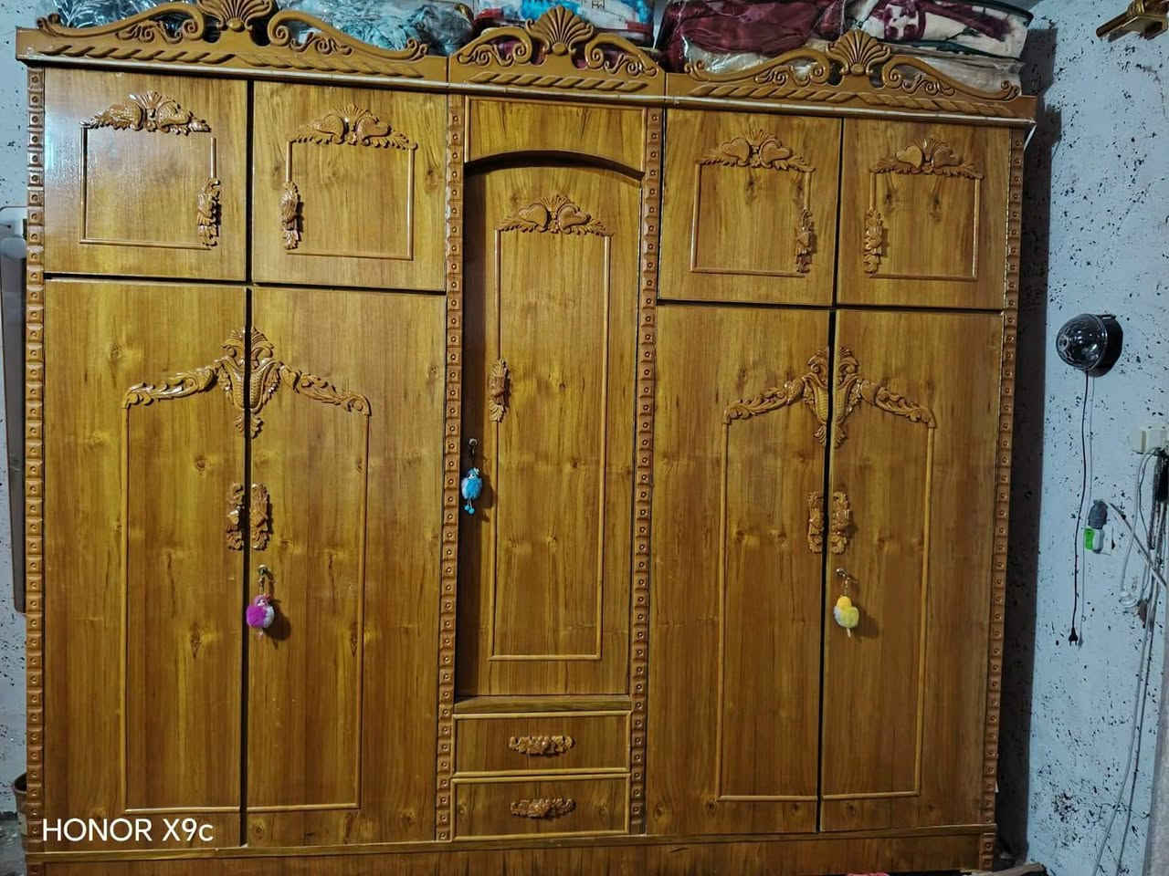 مكلف بالنشر
🛏️ غرفة نوم للبيع
ترهم  بالأقساط.
السعر 950

📞 للاستفسار والتواصل:
يرجى التواصل على الرقم 
‏‪+964 771 700 7523‬‏

نص مكتوب في الصور:
- HONOR X9c