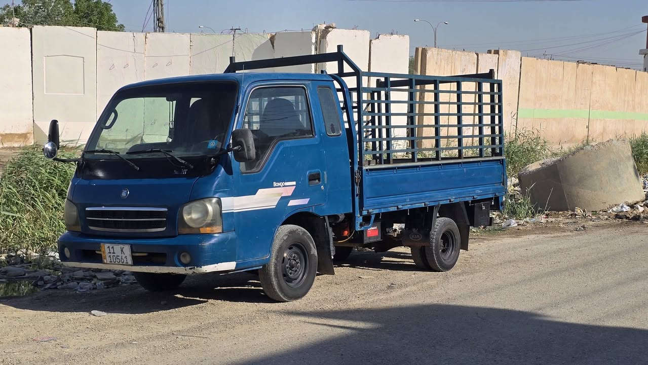 سلام عليكم كيا فنتيرة ام عيون موديل 2002 رقم بغداد مشروع وطني تحويل ثاني يوم سيارة كفالة مكينة وكير وكسل السعر 80 وبية مجال بسيط /***********
