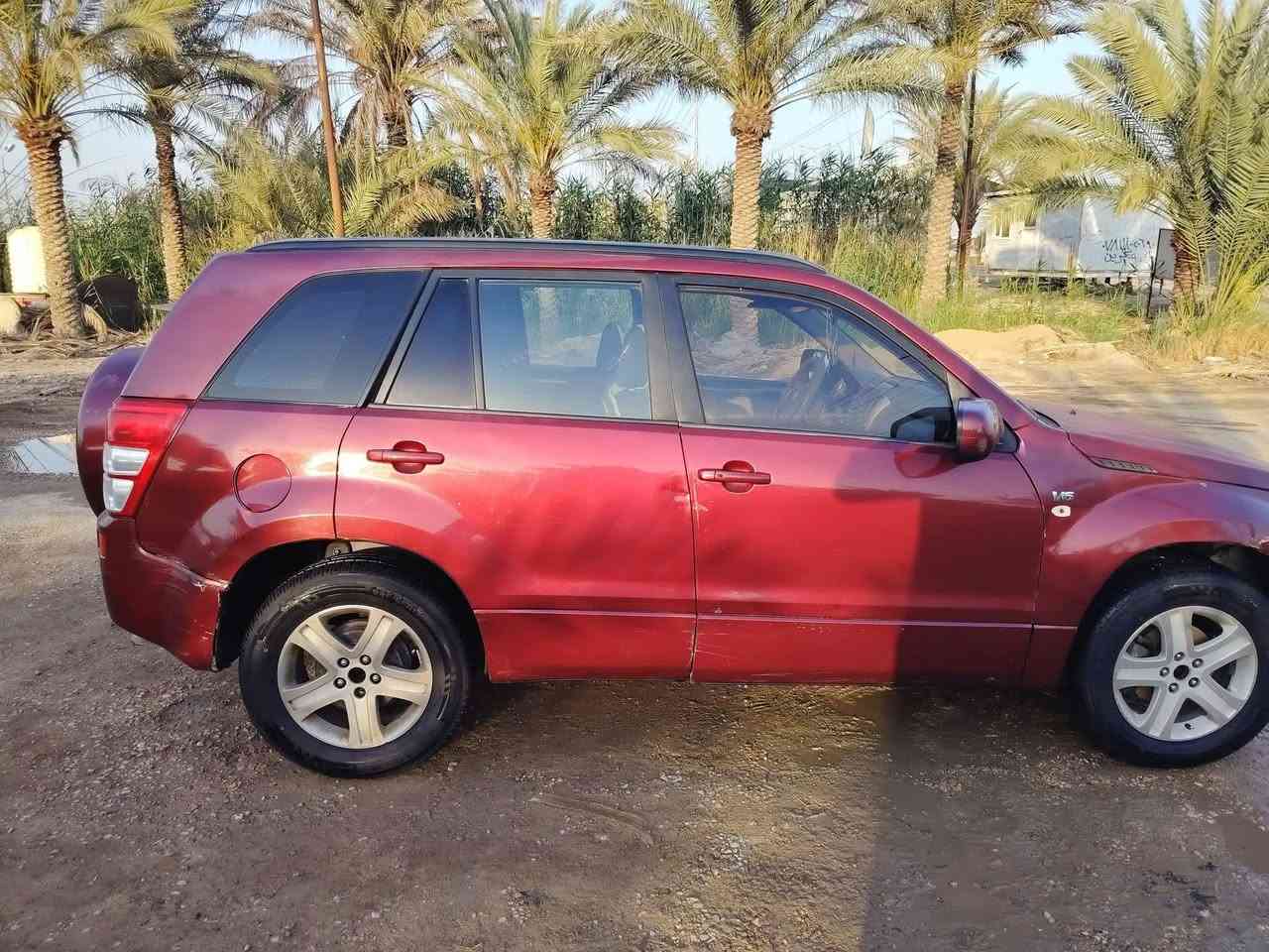 السلام عليكم سازوكي 2008 رقم كربلاء سنويه 2029 حداديه جديده تخم تاير صارلي 3 ايام من شديته  مكينه 6 سلندر 2700 تخبل السياره احلى من الصوره بيها فقط بنيد مرشوش اثر جراد فقط السعر 78 العنوان الديوانية***********
