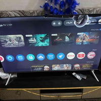 الحافضه 4k كوكل تيفي 50 بوصه بيهة ضربه بالشاشه مثل ما موضح مكاني بغداد...