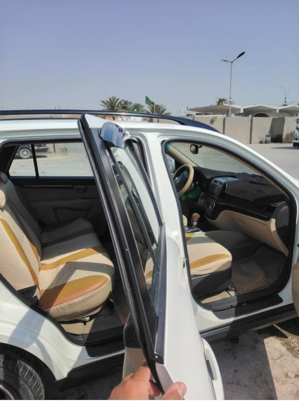 السلام عليكم
للبيع سنتافي 12 خليجي
رقم بابل ببأسمي
(مكينه على وضع الشركه مامفتوحه لاتنقيص ولا تبخير مكينه بلاديه)
(سياره كفاله عامه)
مواصفات سيارة كشن كهرباء كامره كشنات مدوشمه 3 قطع تبريد 7 راكب تحكم ستيرن  جهه وحده دفع  رباعي ثلاجه بالجكمجه مري شفط اشاره بل مري
الاستفسار على الرقم ***********
نجاح الساعدي
