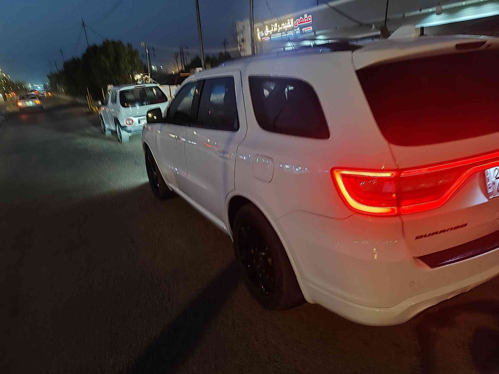 السلام عليكم دوج دورنكو رقم أربيل سنويه ورقم جديده تحول أو وكاله 2018GT نص فول حادثه جاملغ وبنيد فقط بدون دواخل وسياره جديد كلش مكفوله من كلشي السعر 180 مكانه  الديوانية الاستفسار الاتصال على الرقم ***********مواصفات 
شاشه جبيره انفكيشن تعرض 
كير طياره 8نمر 
اوتو ستوب +إطفاء ذاتي 
تشغيل عن بعد 
محرك 3600 شرط مامفتوح برغي بي سياره جديده كلش وبرغي نقص مابيه
