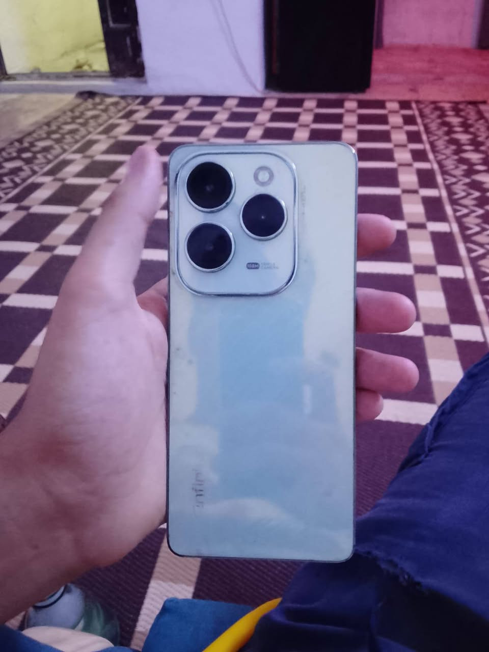 سلام عليكم جهاز للبيع ذاكره 256
معالج G99 مواصفاته تاكوه باخر صوره بيه فطر بشاشه فقط جهاز ما مبدل بيه اي شي مكاني بغداد العامريه سعره100قفل ربع مينزل رقمي***********بيه بس وتساب
