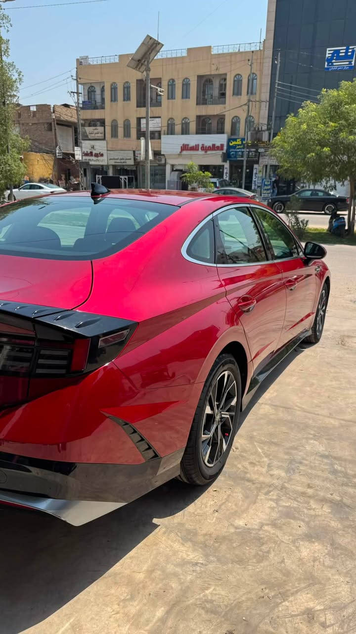 هونداي (سوناتا )
موديل 2024 
ماشيه34 mi
مواصفات ل SEL المعروفه 
تجي فول مواصفات ماعدا الفتحه والكشنات الجلد 
الحادث جاملغ وبنيد( بدون دواخل لا شواصي لا لغود حته الراديتر الاصليه مالتها ) السونار مرفق مع الصور
(بدون ايرباك )ولا كلوب بلدشبول
السياره جاهزه من كلشي بدون نقص 
بدون رقم تترقم جميع المحافظات 
مكان السياره حله شارع 60 
***********
السعر 176$

