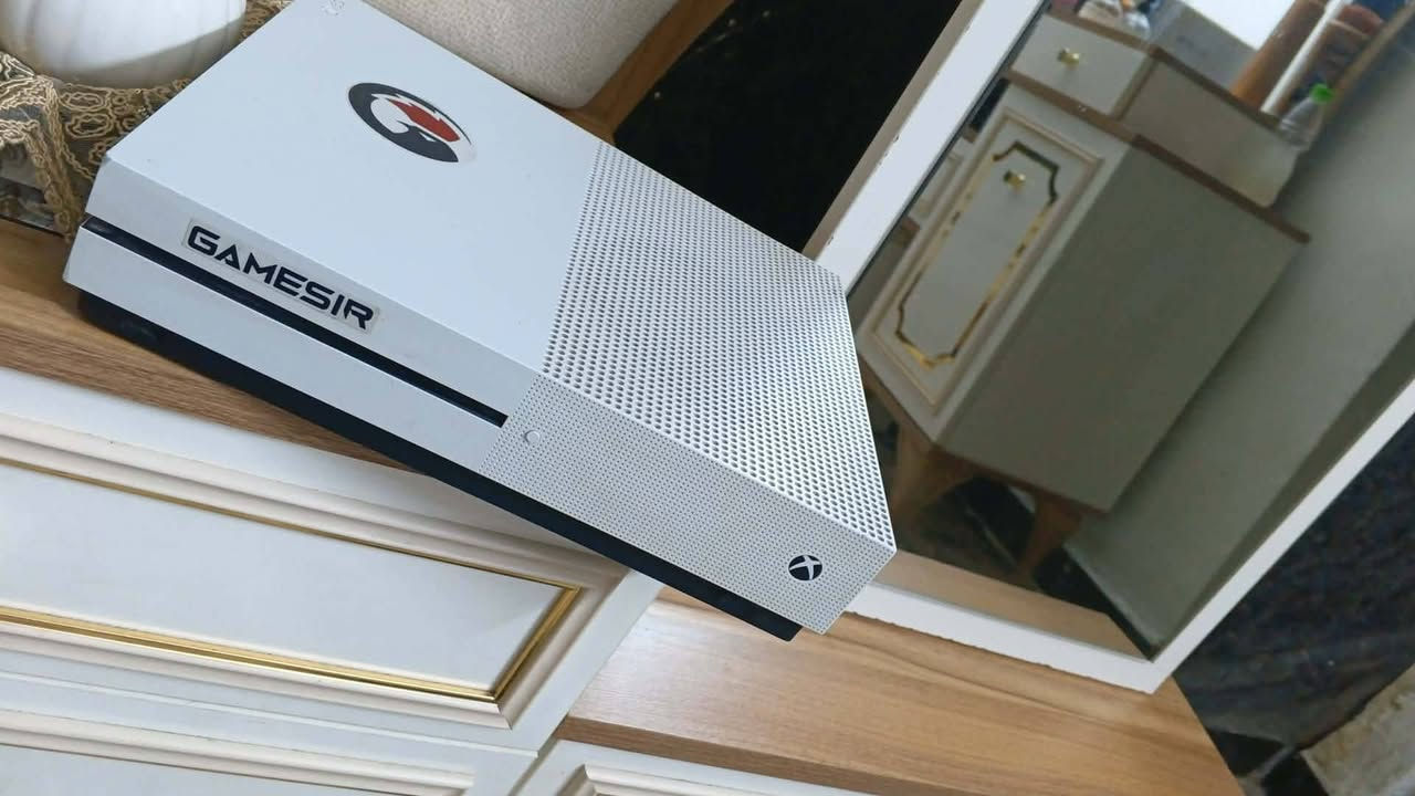 Xbox One S • نص تيرا • كامل ملحقات