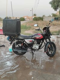 بوكسر 23 مرقم كامله مكمله تجفيت جديد ما بيها اي نقص ع فحص سعرها 2300 ب...