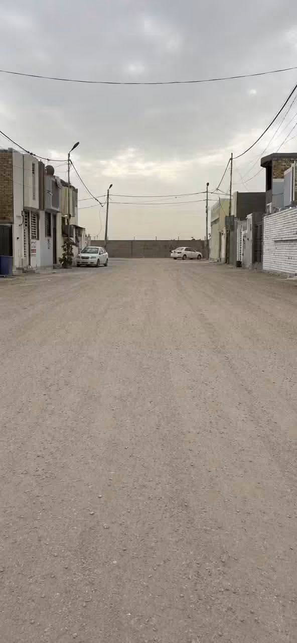 بلاش والله بيت طابو زراعي سند ٢٥
120 متر غرفتين وصاله ومطبخ واستقبال

بناء طابوق أساس وسقف صب كونكريت 

شارع الصب عمود 314

سعرها 30 بيع مستعجل

أتصال *********** وأتساب

