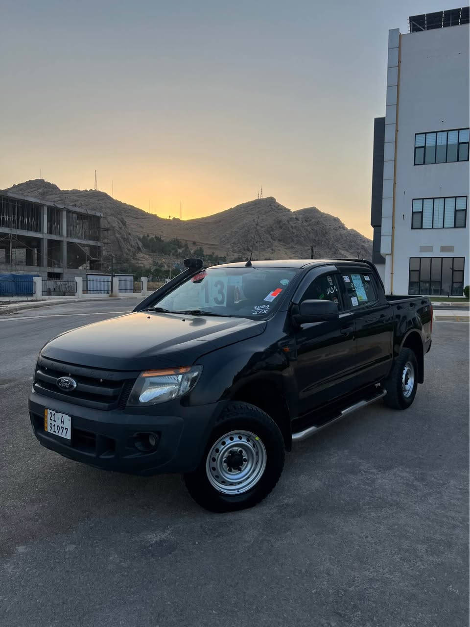 فۆرد ڕەنجەر مۆدیل ٢٠١٣ گاز انجکتەر و سۆپەر گێر مەکینە ئەکسل دەبڵ ئەکسل بەشەرت تەبریت لەسەر سویچ سەنەوی تا ٢٠٣٠ تازەیە ٤ تایەی تازەی لەژێر دایە دەرگای عارەبانەی پەمپە بێ دەع م و لێدران نمونەیە لە جوانی و پاکی نرخی ١١٧ مجال ژ.م *********** رانية, السليمانية

