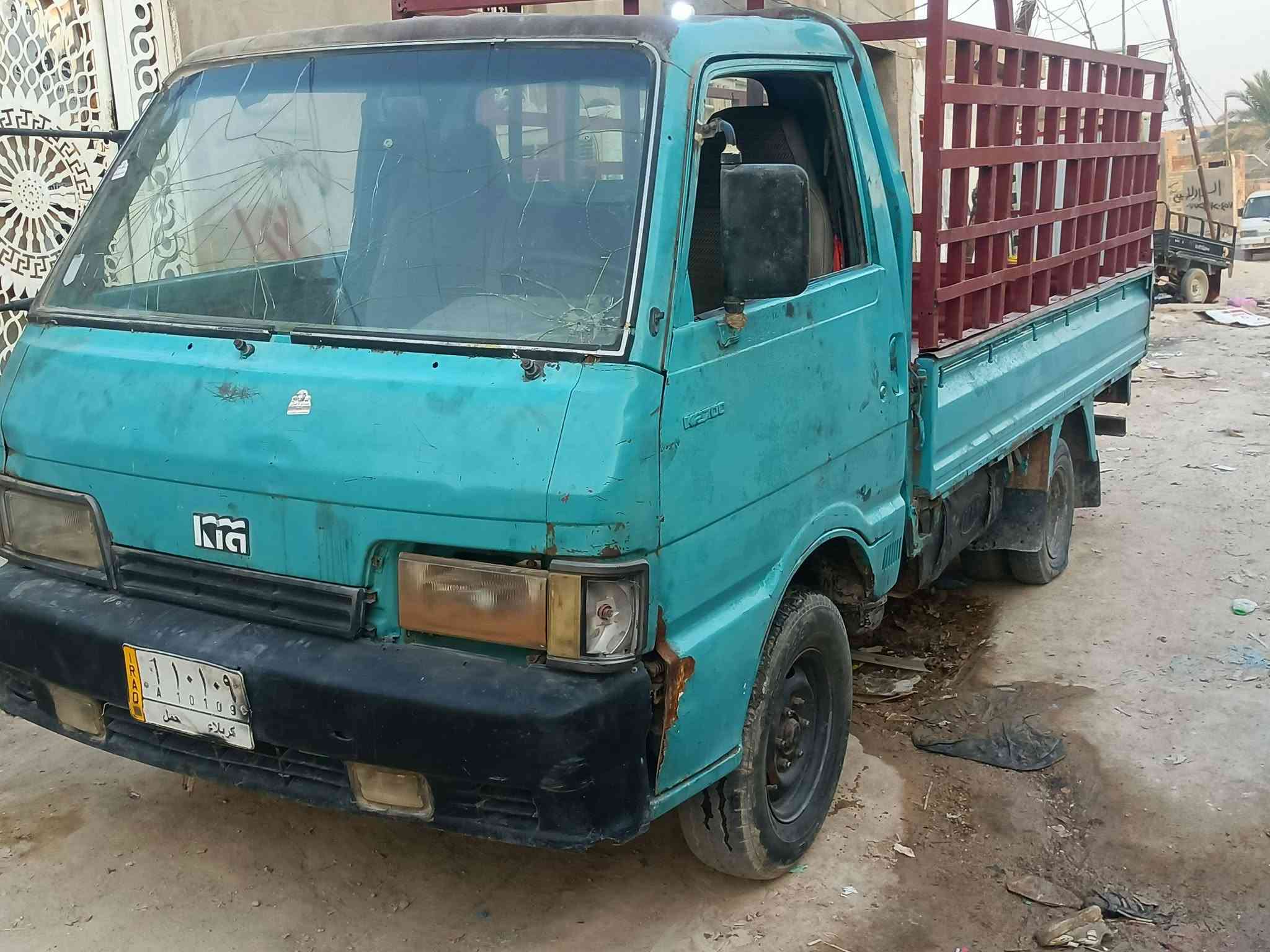 سلام عليكم كيه موديل 94 تحويل مباشر السعر 35وبيه مجال حك الجيه مكينه كرتون توني طلعته من التجفيت كير اكسن وشاصي ورقم شاصي كفاله كهربايات تخم تاير جديد سياره جاهزة مكان نجف***********
