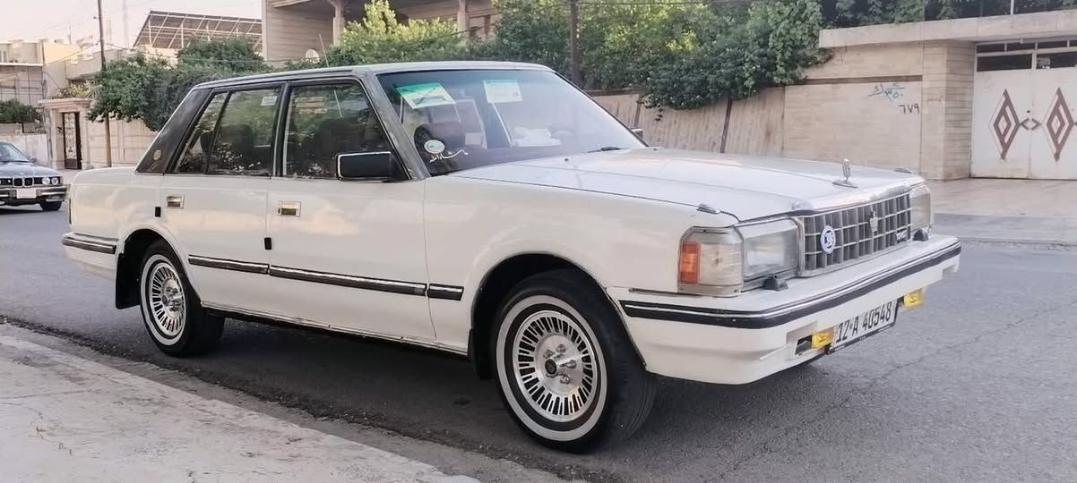 السلام عليكم سوبر1984محرك fm بسمي رقم نينوى سنويه وهزه صار شهرتخم تاير كهرباىيات كلهه شغاله بس التبريد عاطل سعر48وبيهه مجال تليفون *********** بي واتساب
