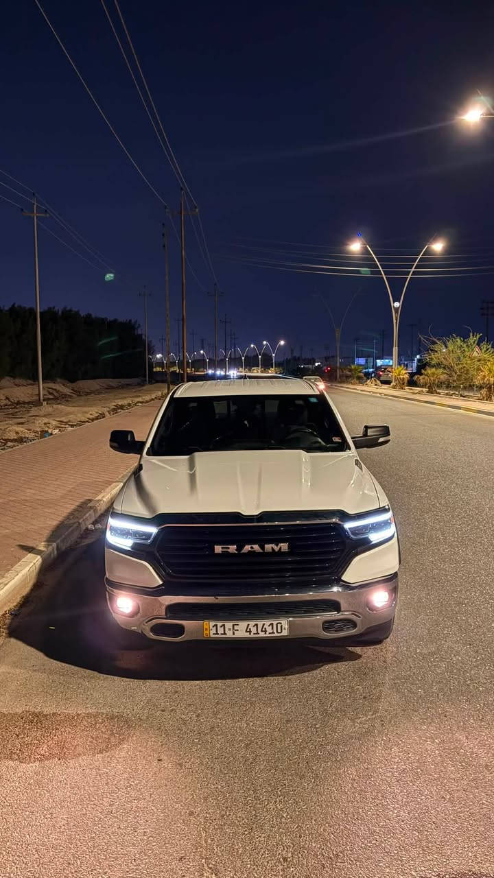 دوج رام بك هورن 2022 Dodge Ram BIGHORN 

6 سلندر   V6
باب طويل بدي قصير المرغوب
بصمه 
كير ماوس 
شاشه جبيره 
دوسات كهربائي
كشن كهربائي
السياره ايتورك etorque
دعاميه حديد ستيل 
ويل اسود مات
ويل ١٨ ماكو شي اسمه طسه
سياره ماشيه 97 الف ميل 
رقم مميز 

محرك كير اكسل حداديه كلها كفاله 
بجم كبس  شاصي بشرط لغوده بشرط تكم بشرط
بدون ايربكاك
رقم الشاصي : 1C6RRFFG7NN238594
السياره مثل ما موضح في صور الحادث حادثها مجرد ربع جاملغ خلفي يعني قصعه وحده صبغ بدون اي دواخل 

السعر : 280 وبيها مجال 
***********
