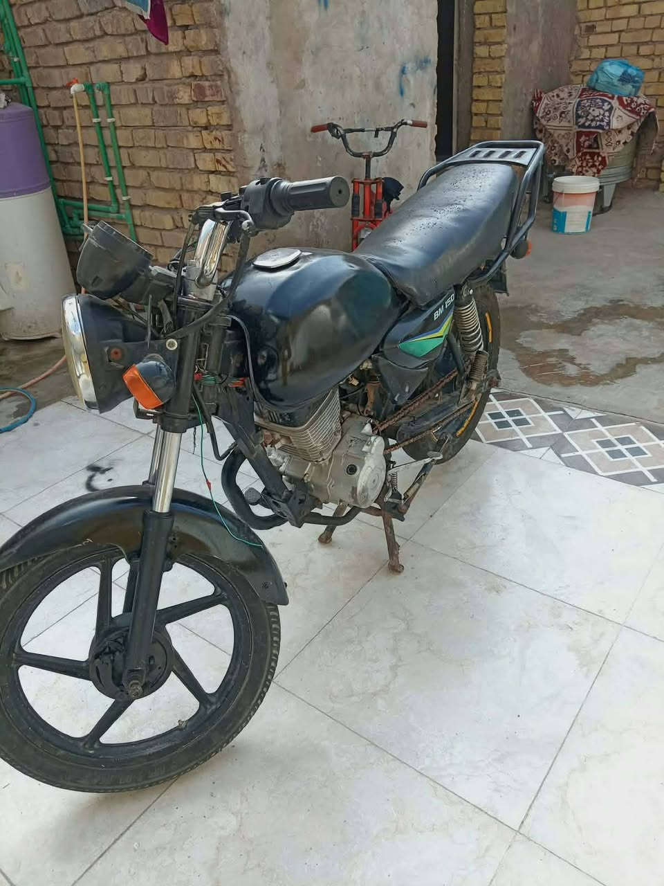 متاح هاي البوكسر كلك عوزه بس بريك وميزانيات مالت زنجيل الشراي يتصل مكاني بالكوت سعره 350... ***********
