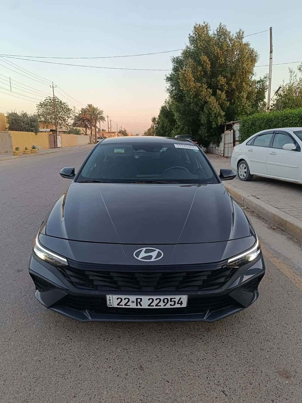 السلام عليكم
هونداي النترا للبيع موديل 2025 رقم اربيل الجديد 
لون اسمنتي  دخول جديد  الحادث صبغ بنيد نفسه مصلح  بدون دواخل بدون ارباك
المواصفات 
بصمه + بصمه ابواب 
تشغيل عن بعد + داخل اسود بلاك 
شاشه الكتروني 
لد نهاري + لايت زنون 
فول تحكم استيرن
ثلاث انظمه قياده
رادار امامي مع رادار جانبي 
ويل كب توقف ذاتي عنده الاقتراب 
محرك 2000 دوش بانزين فقط
وباقي المواصفات المعروفه مكان السيارة بغداد كورك متوفر واتساب لاستفسار***********/***********

