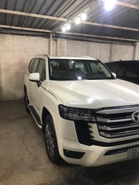 لاندكروز GXR • ٢٠٢٤ • رقم بغداد