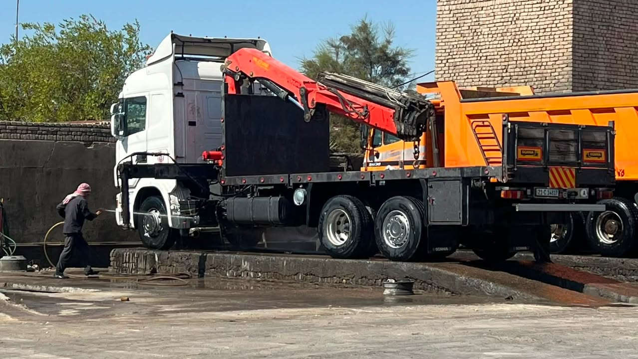 اسكانيا  كرين موديل 2006. سحال تك تاير 

كفالة عامة. محرك R420

جهاز كرين بافنگر حجم 27002  . 9طن  خسمة سلايت 

منظومة ريمونت كامله نقص بس ريمونت  رجلين طكتين  موديله 2007 مكفول. 

بدي اسرائيلي طولة 7متر نظيف 

بالسنوية كرين  سنوية  وهزة جديدة

سيارة جاهزة تبريد. و ثلاجة  حدادية جاهزة

      ***********
الخاص مغلق
