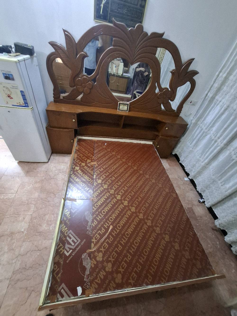 غرفة نوم • حي اور • أثاث خشبي