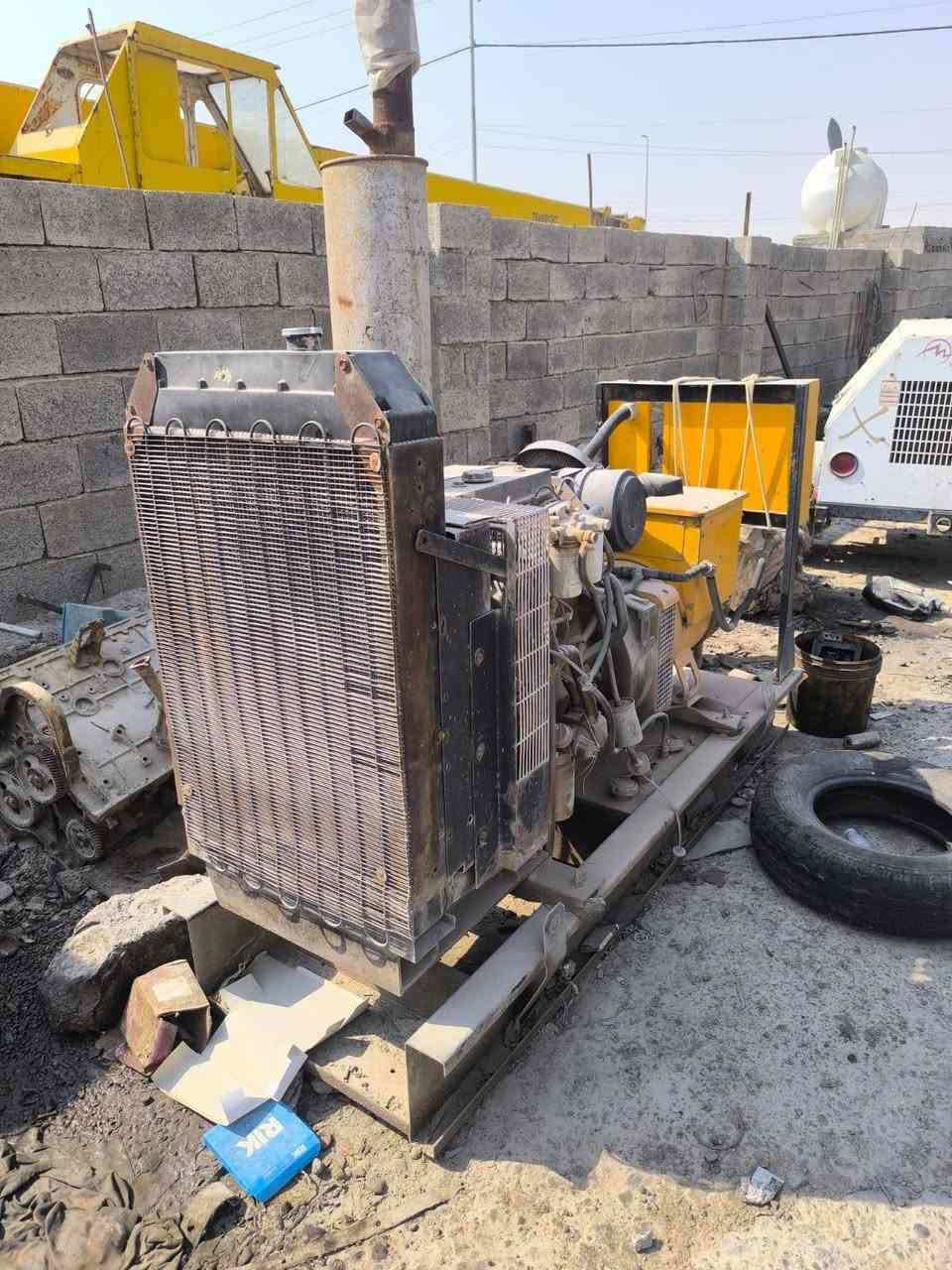 مكلف بالنشر كلشي معرف بيه اتصل ع رقم كله من طرف ابو حمزه 
مولدات عدد ثنين شرط الشغل 
المولد الاصفر 80 كيفي سعرو 40 ورقه
وثاني 150 كيفي سعرو 40 ورقه النوعيه بيركنز انكليزي شرط الشغل ثنينهن
للستفسار اتصل ع رقم 
*********** موجوده المولدات في قضاء هيت حي الصناعه 
ابو أحمد العامري
