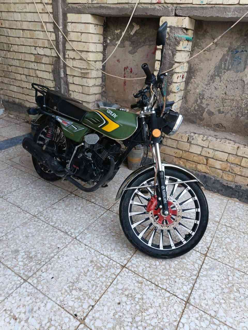 السلام عليكم سونك 2025 ضاغطه وزنجيل كفاله 
عامه السعر 850 مكاني ناحيه الوحده قرب بسمايه
***********
