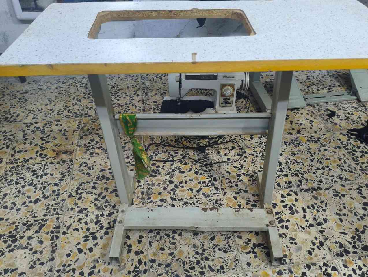مكينه خيامهم برذر جاهزه هيه و ميزها ماداخله تصليح بيع مستعجل ب100 ألف دينار اليريدها يراسلني خاص أو واتساب ***********
