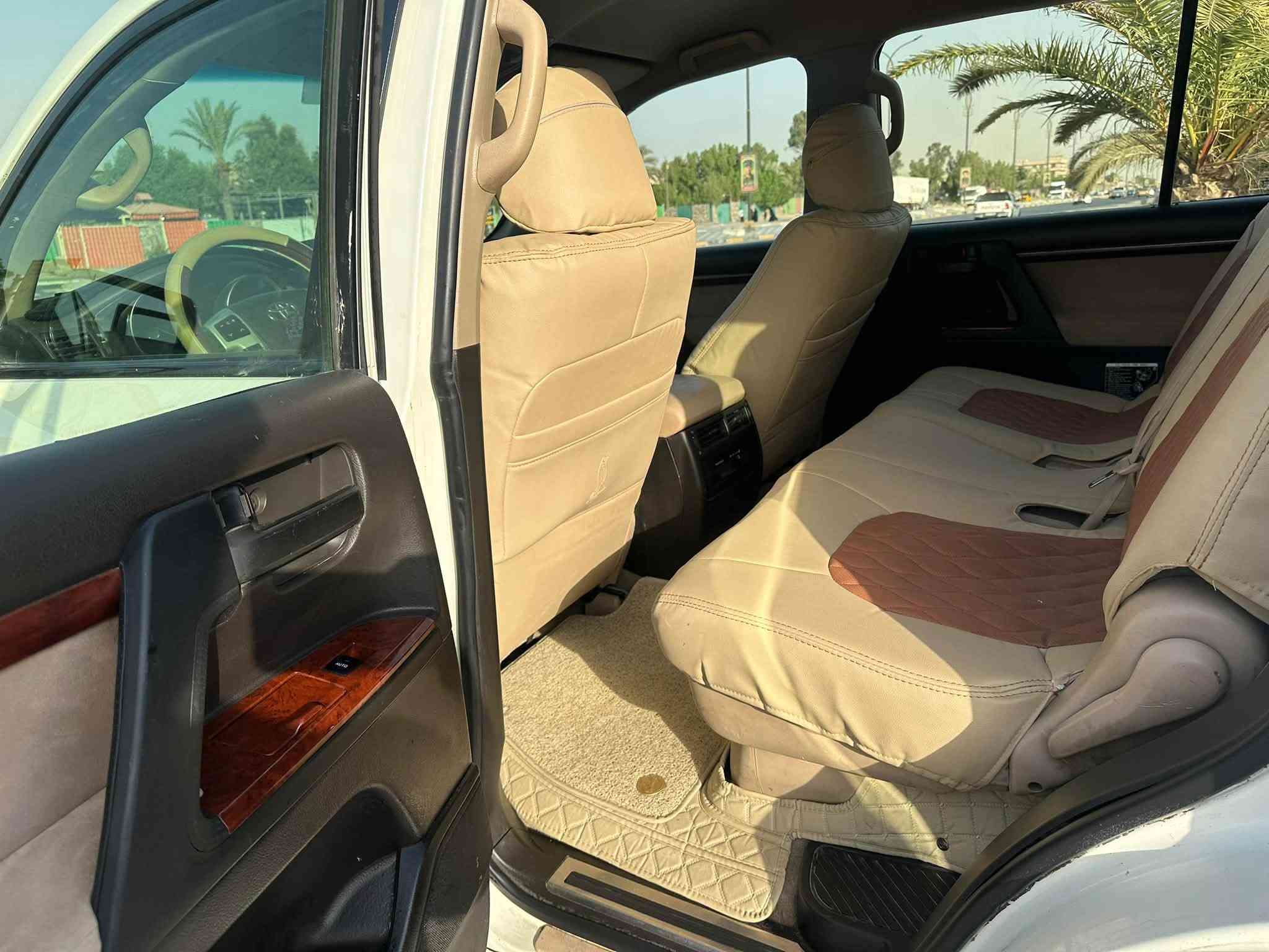 لاندكروز ٢٠١٢ محرك ٨ سلندر
رقم بغداد ٣ قطع تبريد ٧ راكب محرك ٨ سلندر بدون فتحه بيه صبغ قطع موضح بل سونر بدون دواخل جاهزه مكينه كير صدر تبريد مكان السياره بغداد السعر ٢٣٨ للاستفسار اتصال

*********** ماكو خاص اتصال 📞 فقط

نص مكتوب في الصور:
- 639247653923666087 11:16:38 11/09/2026 رقم الشاسية: الكيلومتر: 0 MR.CAR FOR CAR INSPECTION تقرير الصبغ لتقرير فحص السيارة الصبغ التبديل الفك والتركيب التعديل بدون صبغ (بارد) اكتب التقرير هنا ... اكتب التقرير هنا ... اكتب التقرير هنا ... اكتب التقرير هنا ... اكتب التقرير هنا ... ملاحظة التوقيع IRAQ BAYİİ *********** *********** *********** الفرع الاول بغداد/الحبيبية/ساحة الحمزة/مجاور دائرة كهرباء الصدر الاولى mcar05520@gmail.com الفرع الثاني /شارع وزارة النفط /ركن شارع الضلال غير مسؤول نهائيا عن الاجزاء الميكانيكية بما فيها المحرك والكير فوراً بعد الخروج من المركز