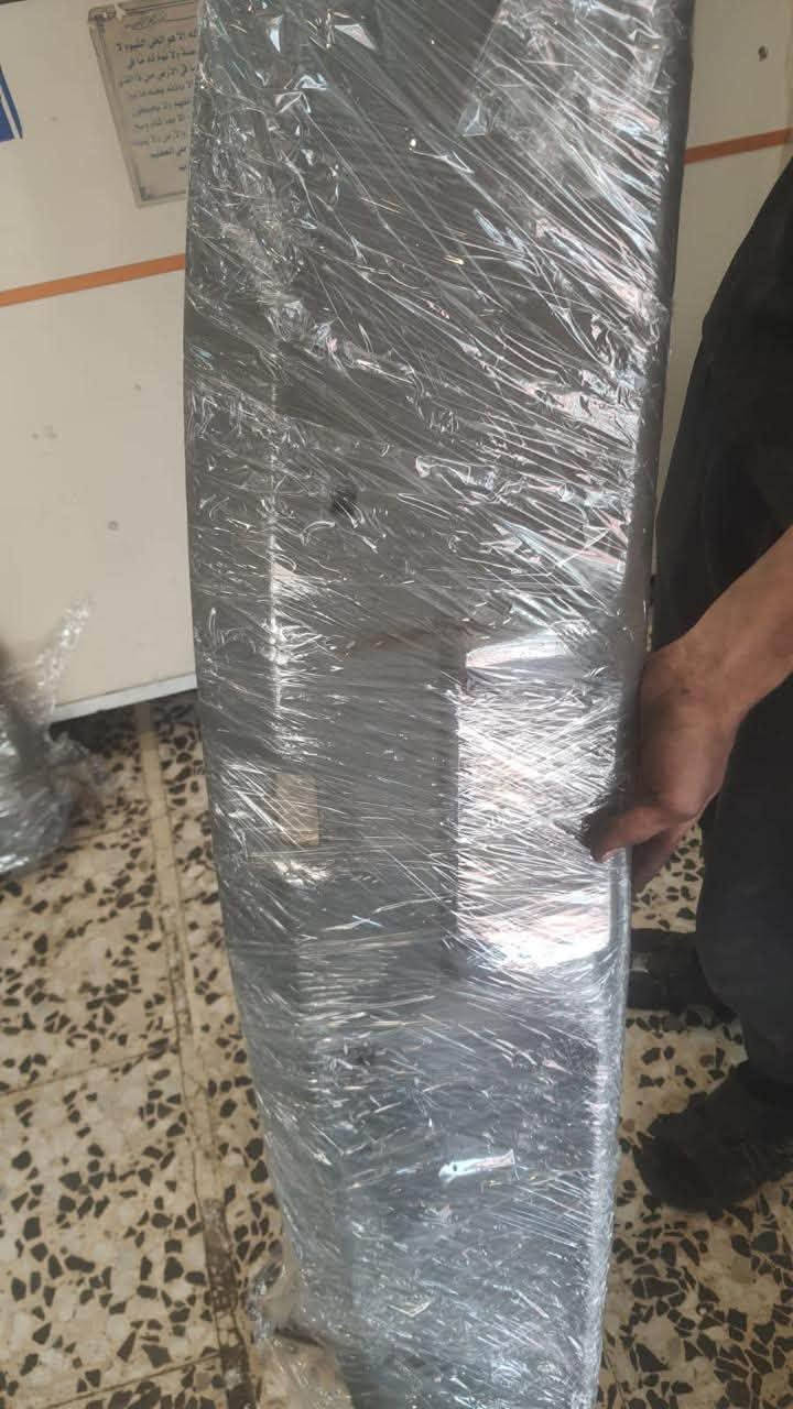 من رخصت الادمن
غرفة كاملة جامبو لون رصاصي جلد جديدة السعر 15 ورقة الاتصال ***********
