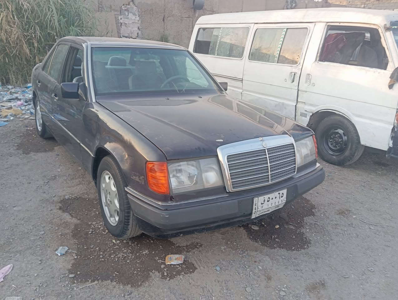 سياره مرسيدس 2 محوره جير ومحرك بطه موديل 87 حلوه السياره حداديه رقم بغداد تحويل وكاله طلب السعر المطلوب 25 ورقه رقم الهاتف ***********. مكاني بغداد حي اور

